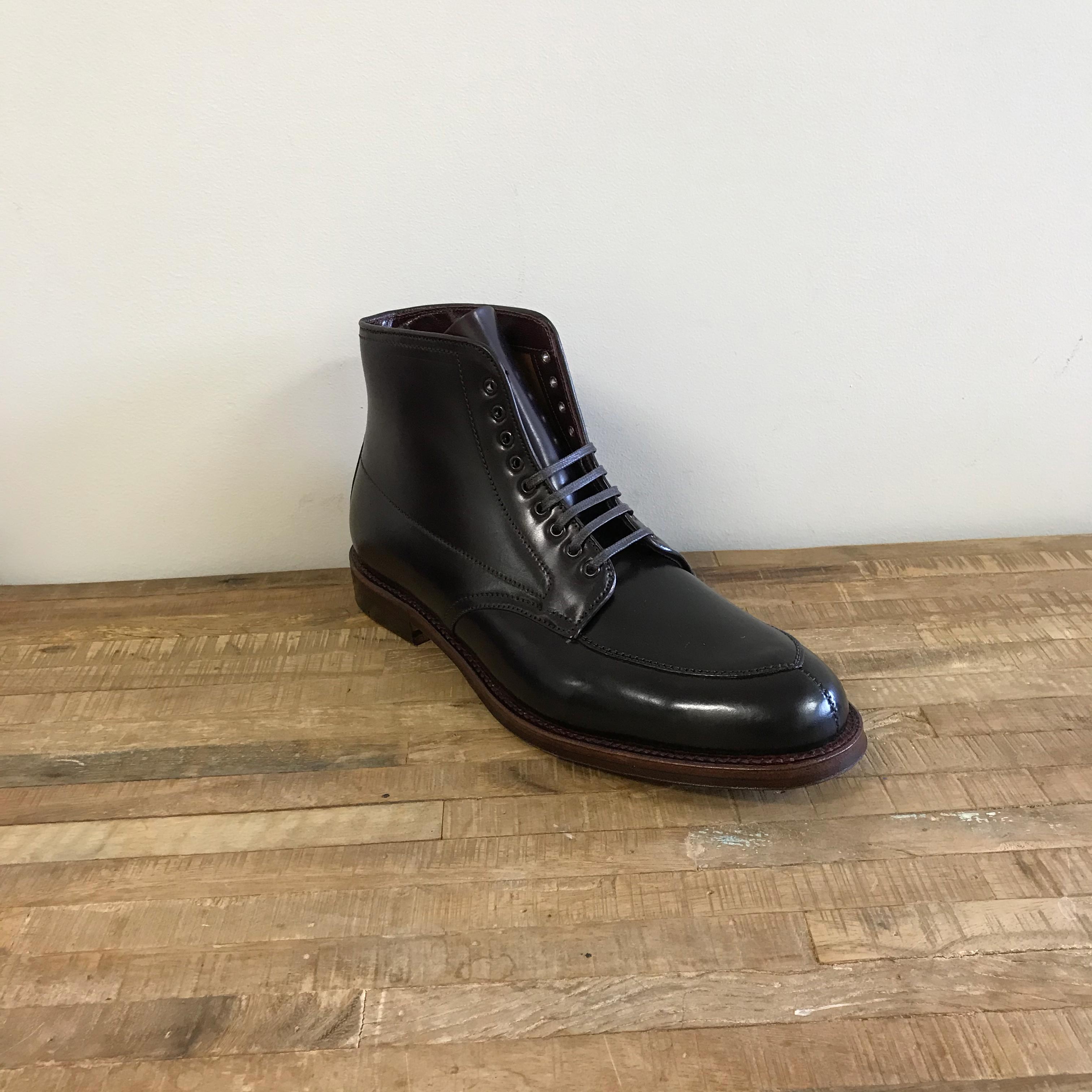 Alden Shoes Men's Algonquin V Tip Boot D9937 Color 8 Shell Cordovan